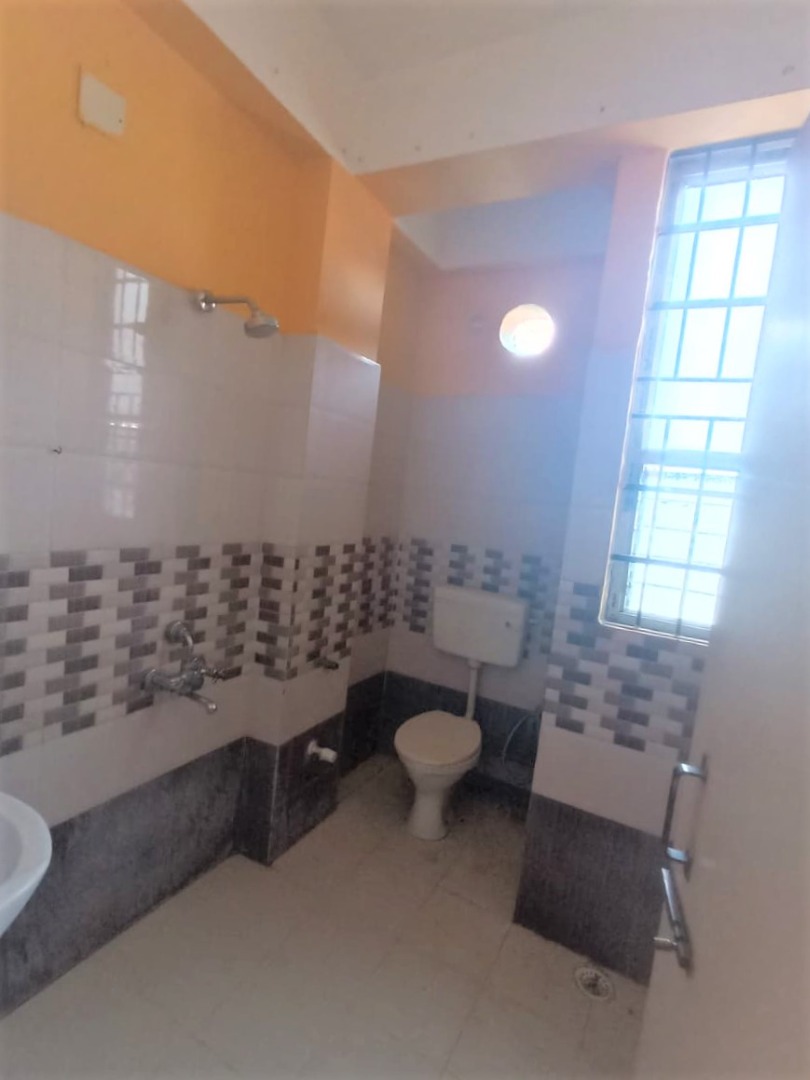 Unfurnished 2BHK in South Sarania, Manipuri Rajbari, Guwahati, Assam, India for Rent