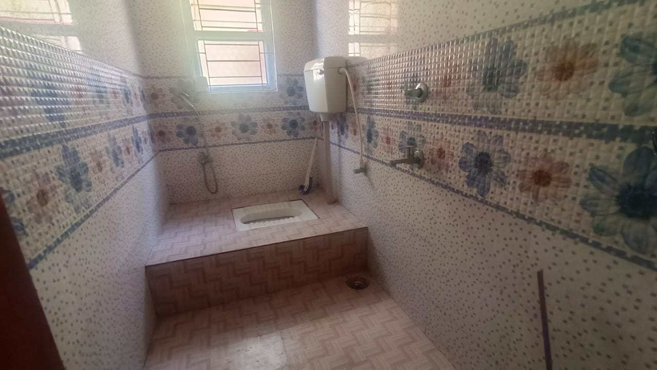 Unfurnished 2bhk in Rukmini Gaon, Guwahati, Assam, India for Rent