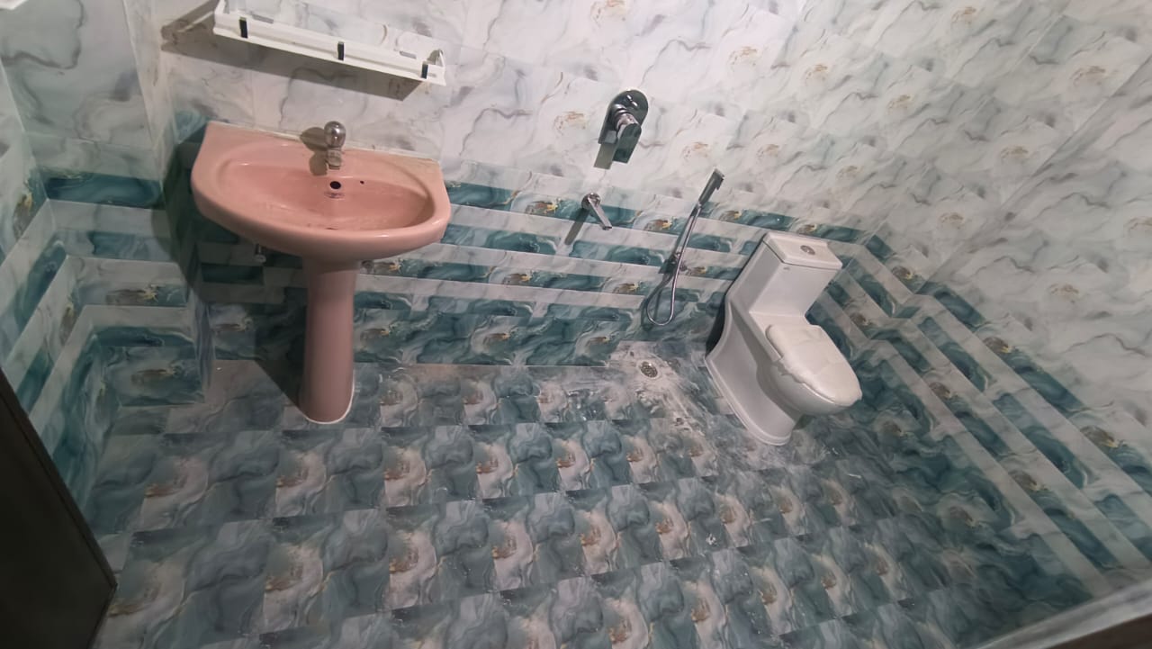 Unfurnished 2bhk in Hatigaon Chariali, Hatigaon, Guwahati, Assam, India for Rent