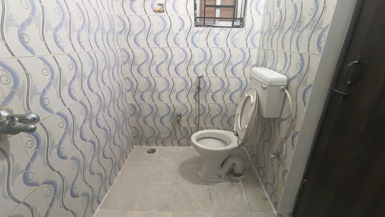 Unfurnished 3bhk in Uzan Bazar, Guwahati, Assam, India for Rent