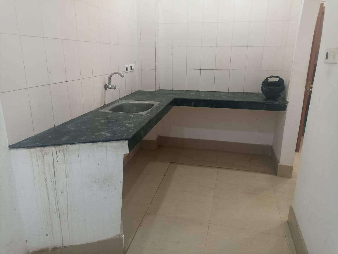 Unfurnished 2bhk in Silpukhuri, Sarania Hills, Guwahati, Assam, India for Rent
