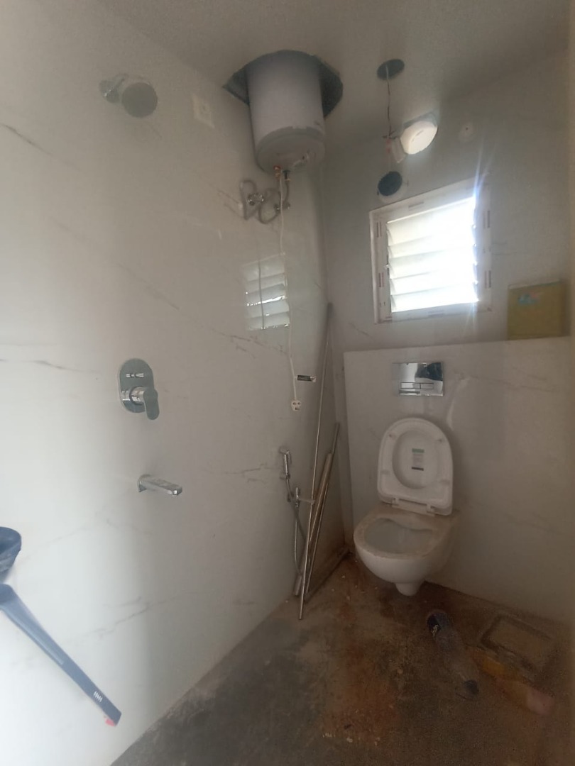 Semi Furnished 3bhk in Kahilipara, Guwahati, Assam, India for Rent