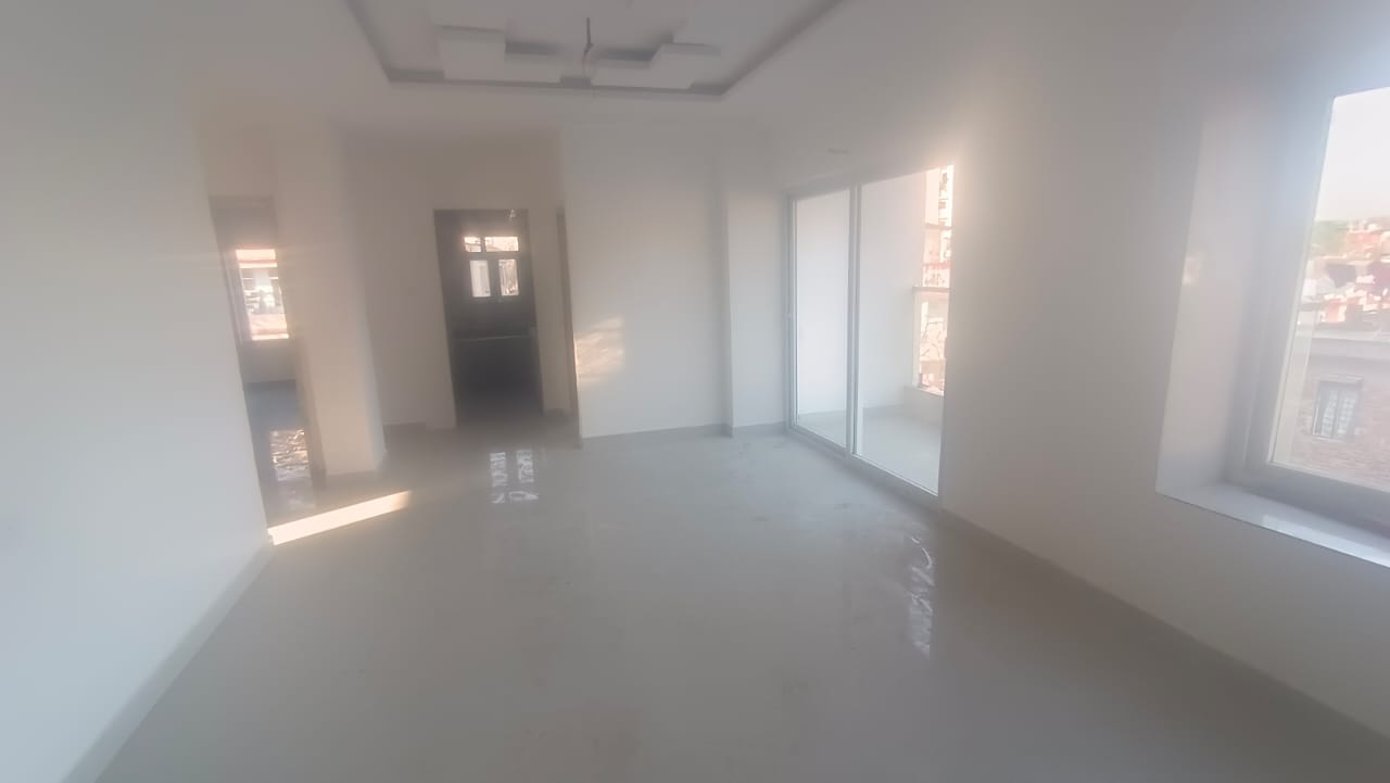 Unfurnished 3bhk in Gandhibasti Kali Mandir, Gandhi Basti, Sarania Hills, Guwahati, Assam, India for Rent