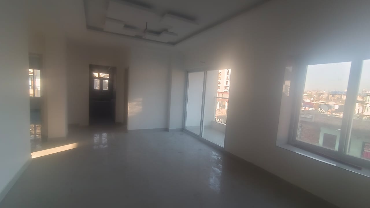 Unfurnished 3bhk in Gandhibasti Kali Mandir, Gandhi Basti, Sarania Hills, Guwahati, Assam, India for Rent