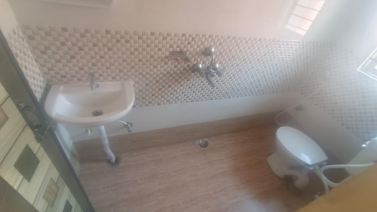 Unfurnished 2bhk in Rukmini Gaon, Guwahati, Assam, India for Rent