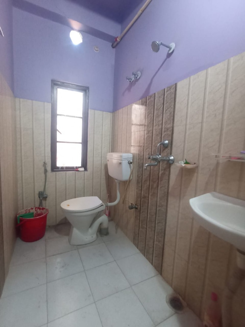 Unfurnished 3bhk in Radha Nagar, Borbari, Guwahati, Assam, India for Rent