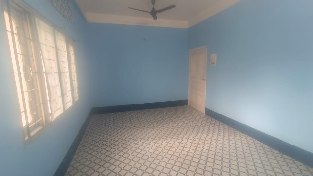 Unfurnished 4bhk in Downtown Sorumotoria, Doctor Zakir Hussain Road, Bormotoria, Guwahati, Assam, India for Rent
