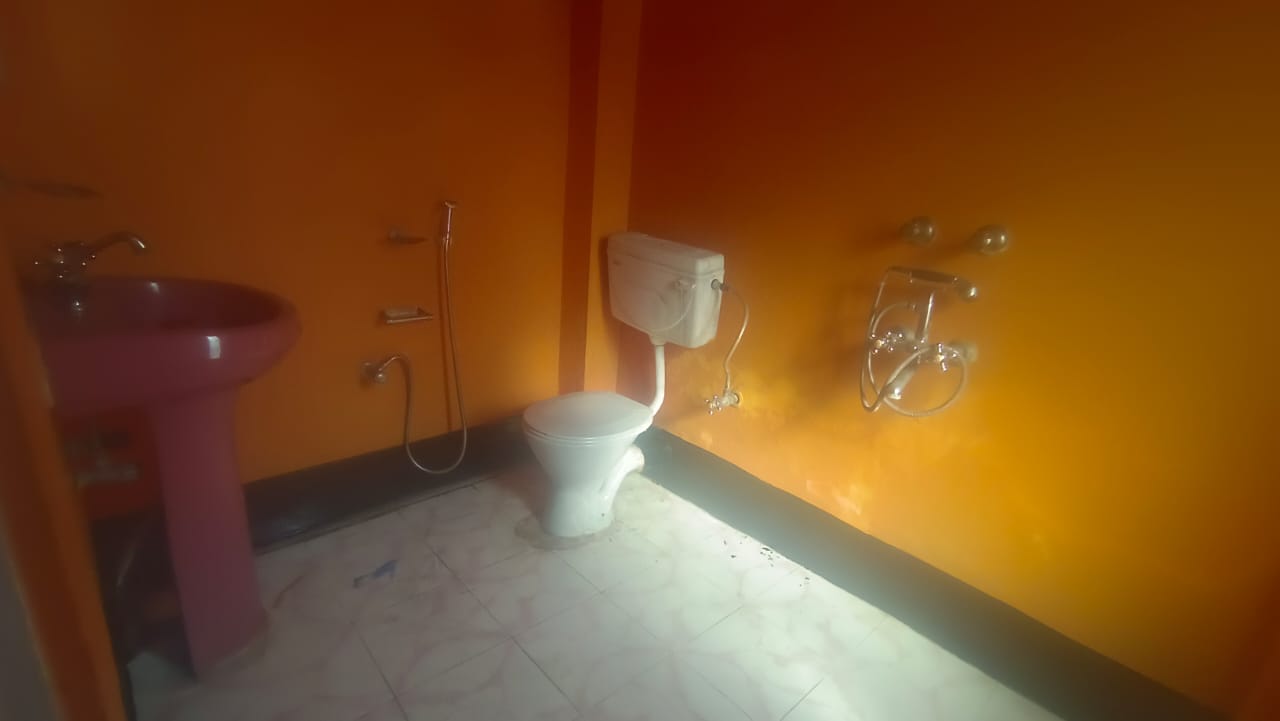 Unfurnished 4bhk in Downtown Sorumotoria, Doctor Zakir Hussain Road, Bormotoria, Guwahati, Assam, India for Rent