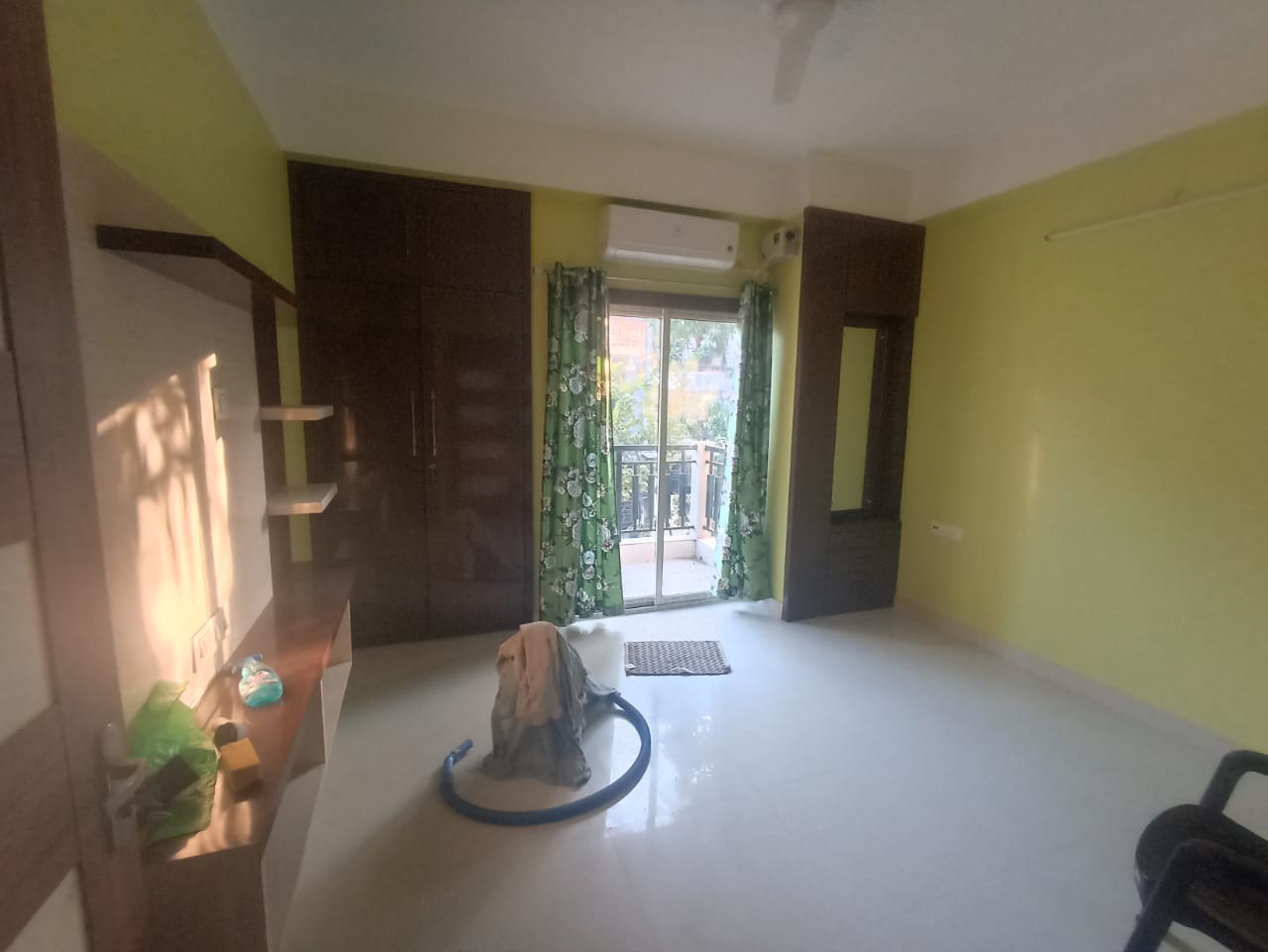 Semi Furnished 2bhk in Lachit Nagar, Guwahati, Assam, India for Rent