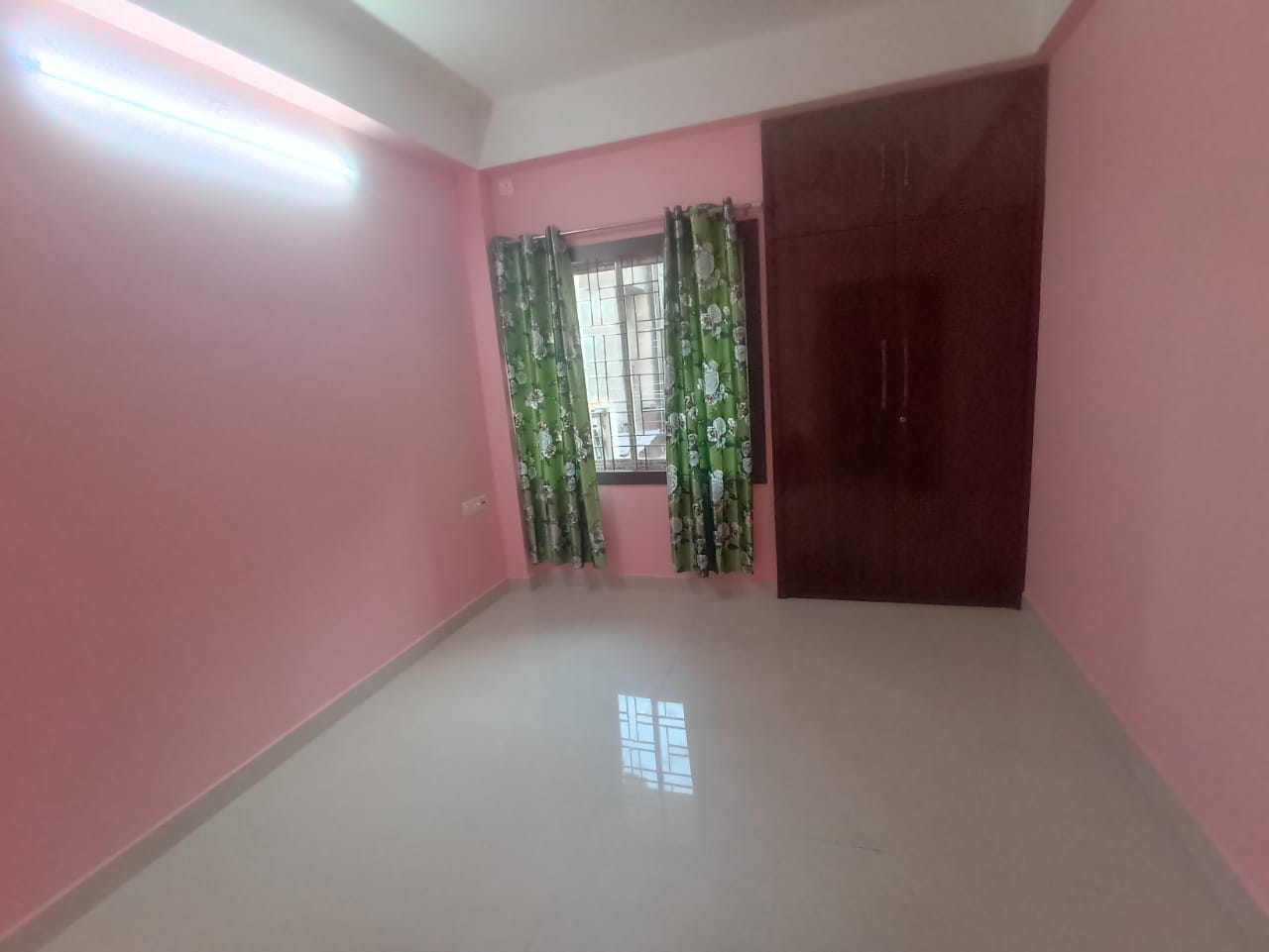 Semi Furnished 2bhk in Lachit Nagar, Guwahati, Assam, India for Rent