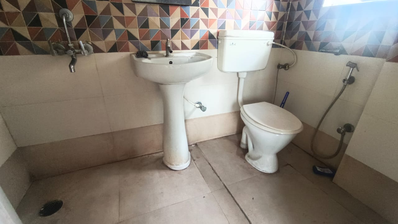 Fully Furnished 2bhk in Uzan Bazar, Guwahati, Assam, India for Rent