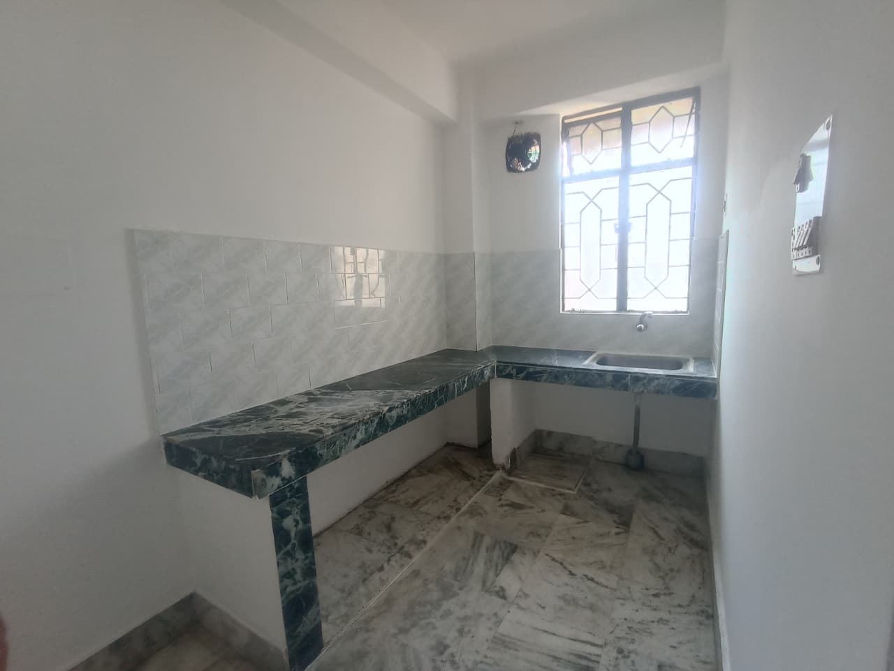 Unfurnished 3bhk in Lachit Nagar, Guwahati, Assam, India for Rent