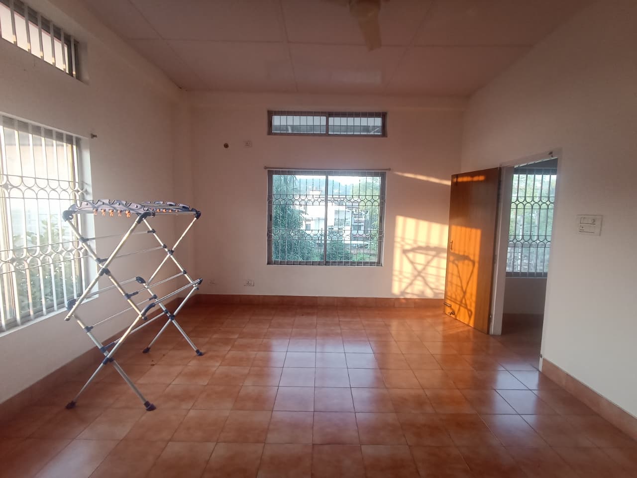 Unfurnished 2bhk in Kahilipara, Guwahati, Assam, India for Rent