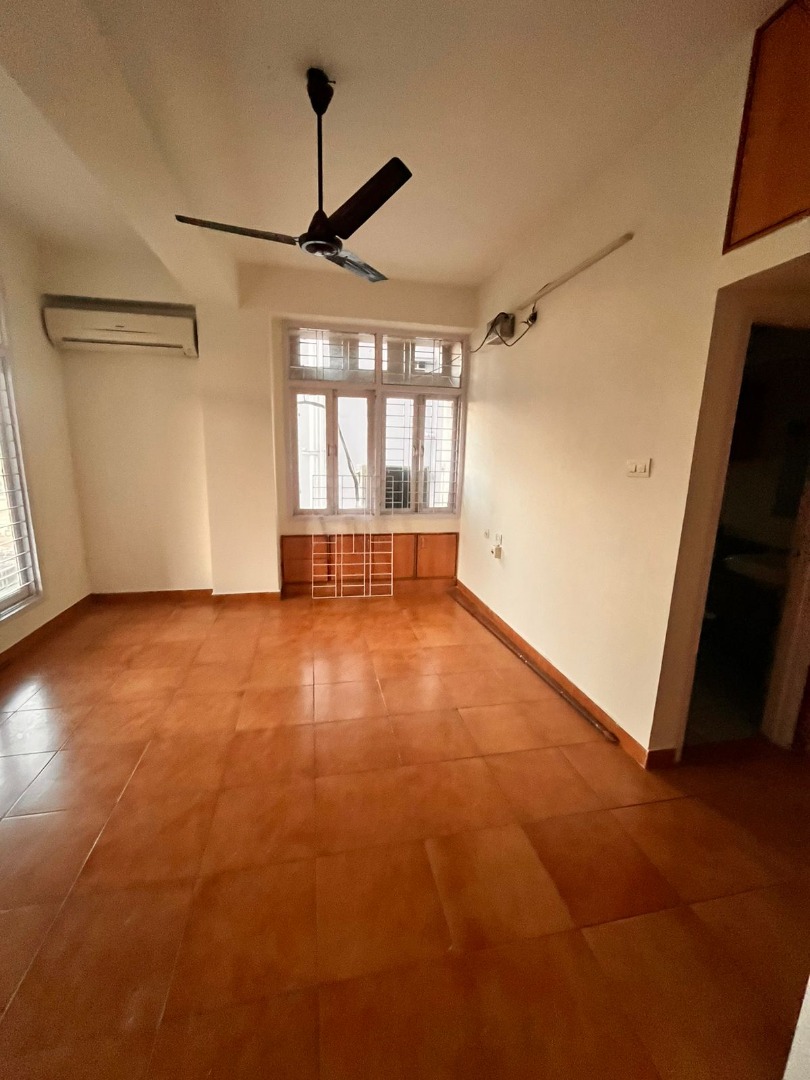 Semi Furnished 4bhk(duplex) in Beltola, Guwahati, Assam, India for Rent