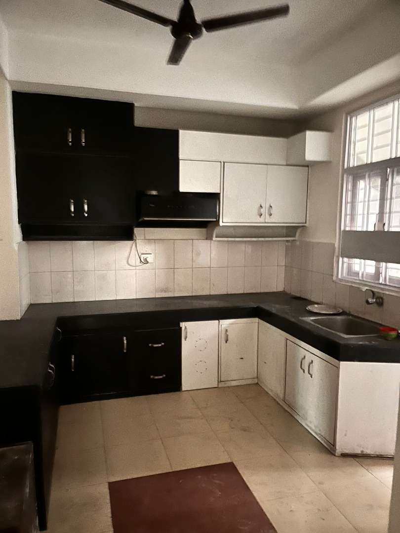 Semi Furnished 4bhk(duplex) in Beltola, Guwahati, Assam, India for Rent