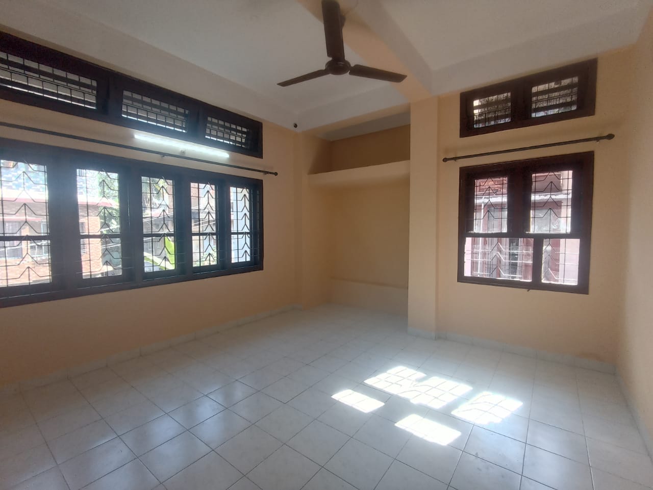 Unfurnished 2bhk in Rajgarh, Chandmari, Guwahati, Assam, India for Rent