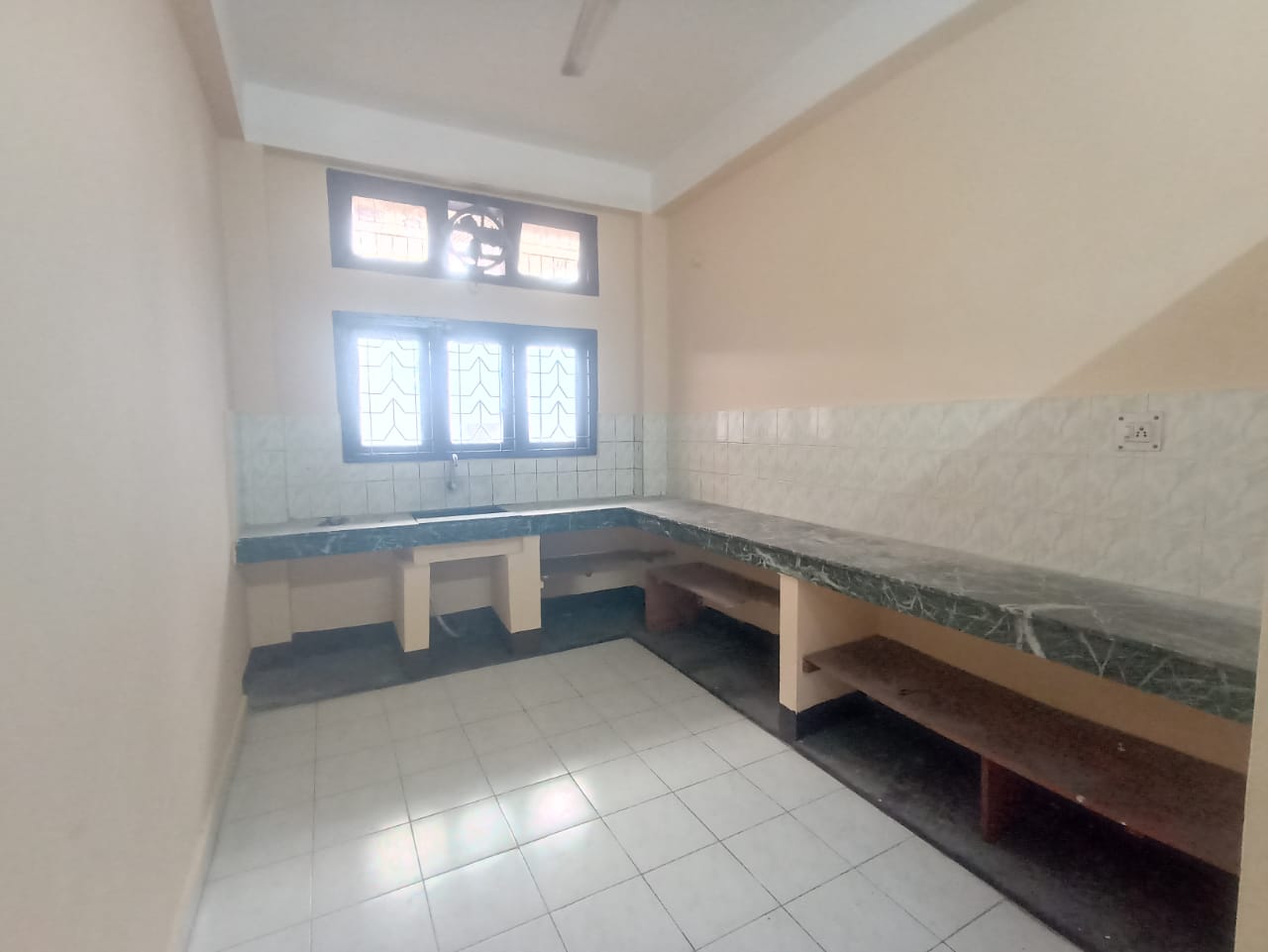 Unfurnished 2bhk in Rajgarh, Chandmari, Guwahati, Assam, India for Rent