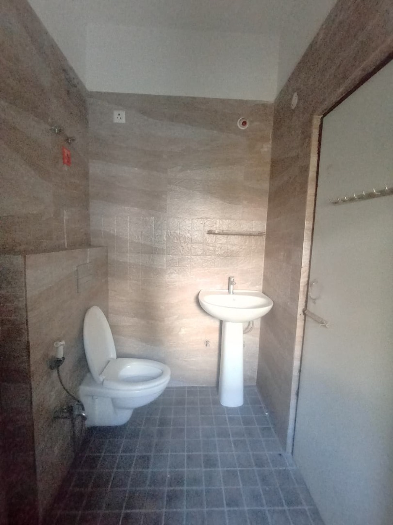 Unfurnished 3bhk in Zoo Road, Ganeshguri, Guwahati, Assam, India for Rent