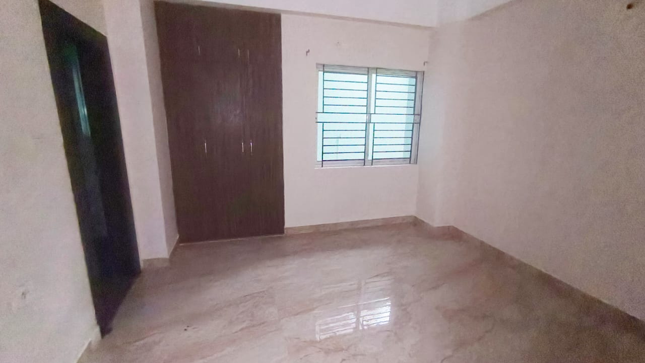 Unfurnished 4bhk in rehabari for Rent