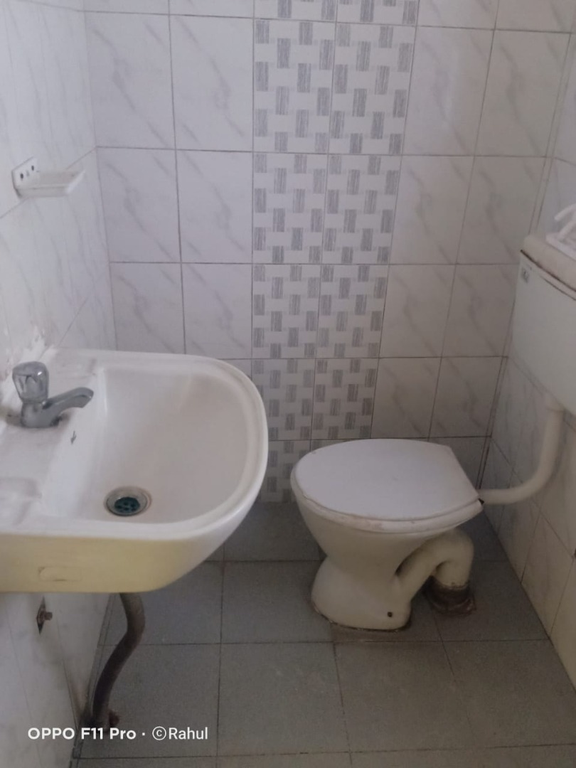 Unfurnished 2bhk in Bamunimaidan, Guwahati, Assam, India for Rent